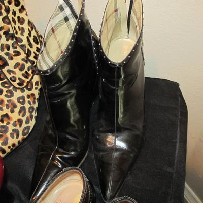 Sale Photo Thumbnail #138: Burberry