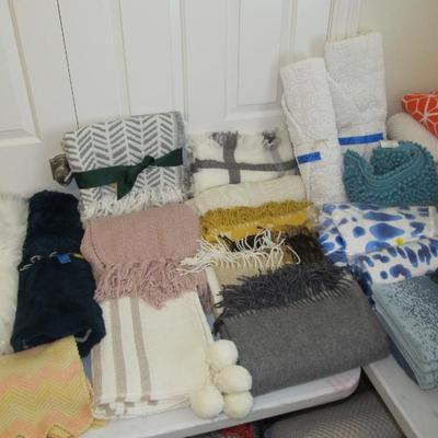 Sale Photo Thumbnail #178