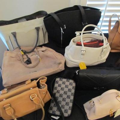 Sale Photo Thumbnail #141