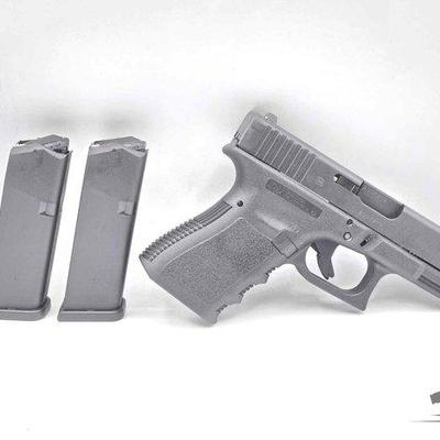 216 • new!!! glock 23 .40 semi auto pistol