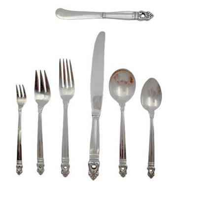Lot 011  
Royal Danish Sterling Silver Seven (7) Piece Service for Six (6)