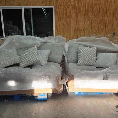 2962 • two piece sectional couch