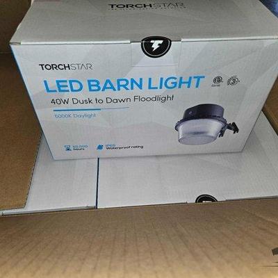 6520 • new!!! led barn light