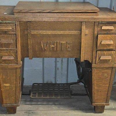 7504 • white sewing table