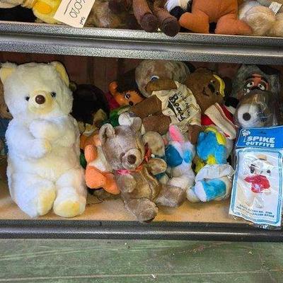 6022 • over (20) vintage dolls