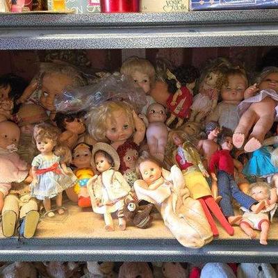 6044 • over (40) dolls & barbies