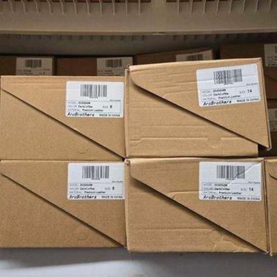 4542 • new!!! (19) pairs of shoes