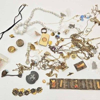 1010 • costume jewelry