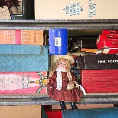 6002 • (15) porcelain dolls