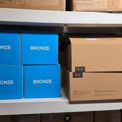 6522 • new!!! light bulbs & led barn light