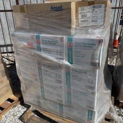 92520 • pallet of vinyl synthetic gloves