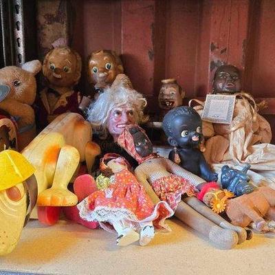 6016 • (11) dolls, figures & toys