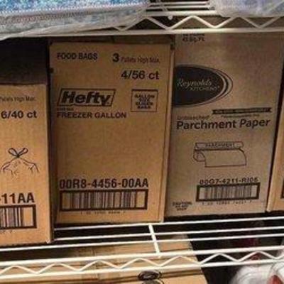 4078 • new!!! feezer gallon bags, kitchen bags & parchment paper
