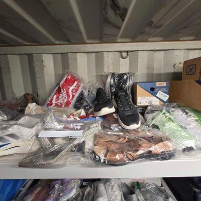 4520 • new!!! (13) pairs of shoes