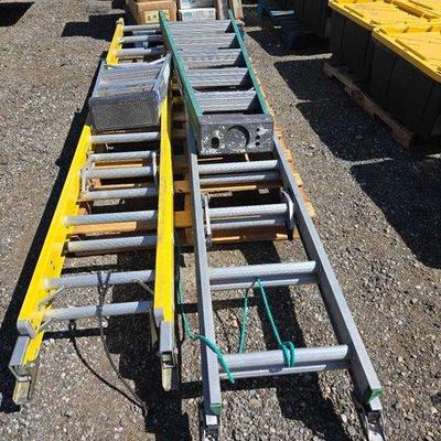 86006 • (2) extension and (2) a frame ladders