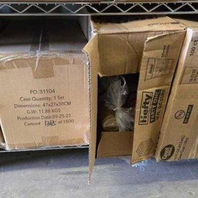 4052 • new!!! plastic dinnerware & plastic cups