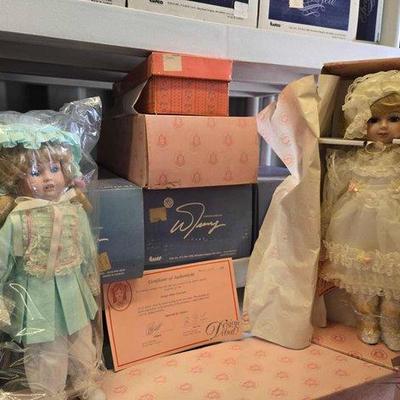 7566 • porcelain dolls