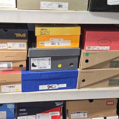 7104 • new!!! 9 pairs of shoes