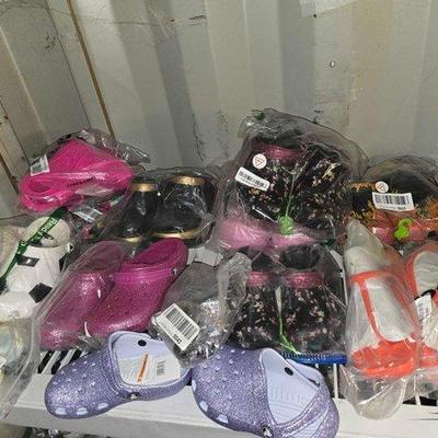 4500 • new!!! (14) pairs of shoes