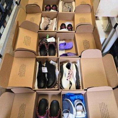 7017 • new!!! 12 pairs of shoes