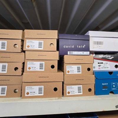 7022 • new!!! 12 pairs of shoes