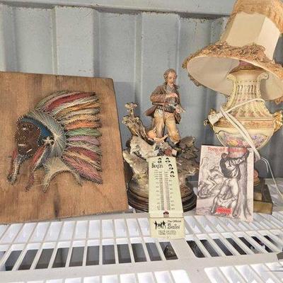 7532 • string art, thermometer, book figurine & lamp