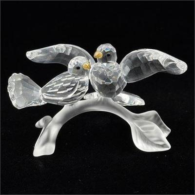 Lot 004  
Swarovski Crystal Turtle Doves