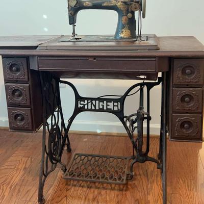 Antique Singer Sewing Machine in Treadle Cabinet
