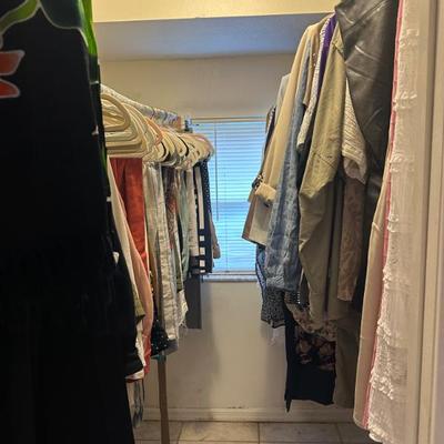 4 Closets Full of Ladies Clothes plus more