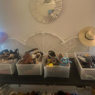 Lots of shoes - Many new - mostly 7-8