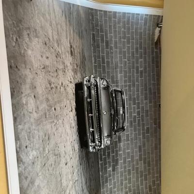 Sale Photo Thumbnail #187