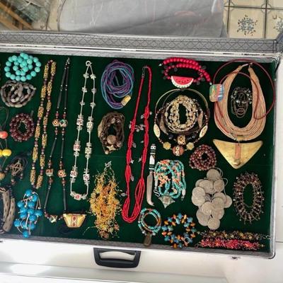 Sale Photo Thumbnail #574