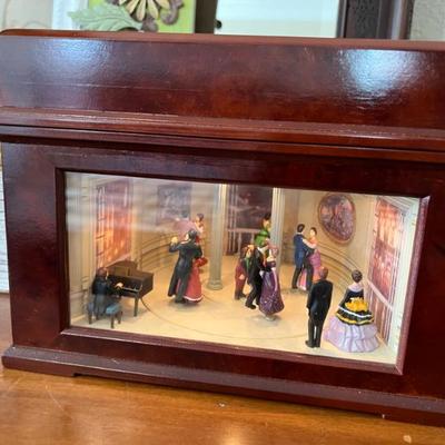 Sale Photo Thumbnail #142