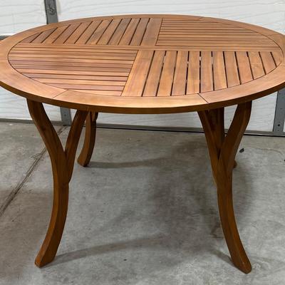Round Wooden Table 
