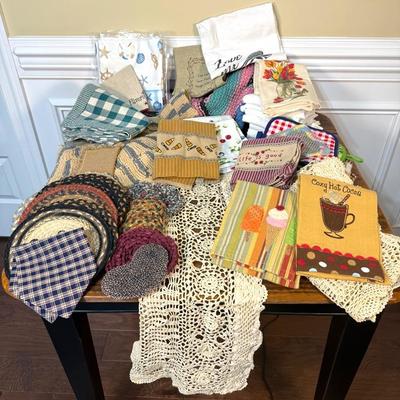 Kitchen Linens 