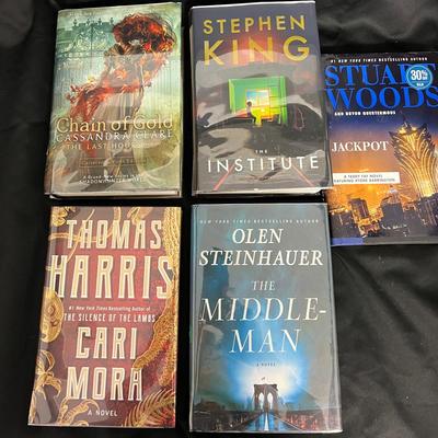 Mystery, Thriller, Stephen King - The Institute, Chain Of Gold Cassandra Clare (Various Titles)