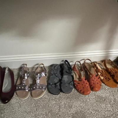 Sale Photo Thumbnail #535