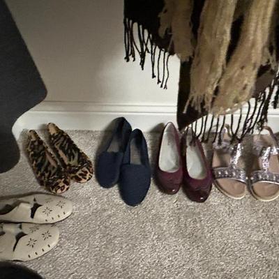 Sale Photo Thumbnail #534