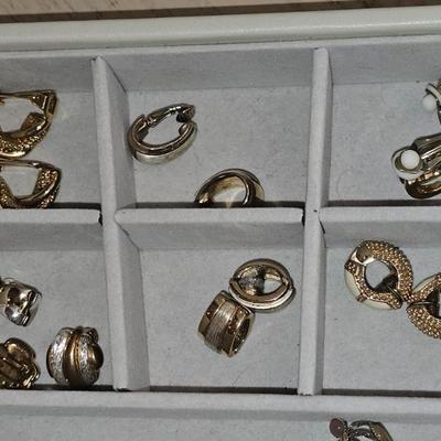 Sale Photo Thumbnail #325