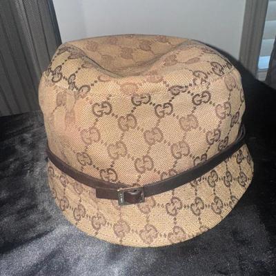 Like new Gucci hat