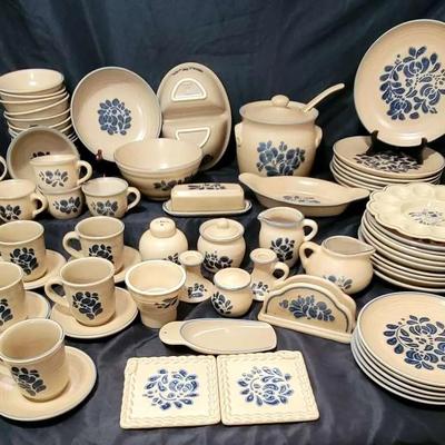 Pfaltzgraff Folk Art Stoneware Collection – Extensive Set