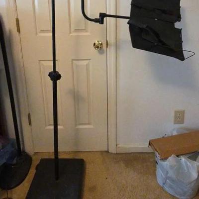 Levo Rolling Floor Stand for Books, Tablets & More
