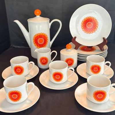 Mitterteich Bavaria Porcelain Coffee & Tea Set with Bold Floral Design