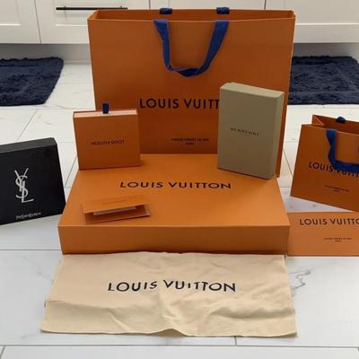 Louis Vuitton Paper Shopping Bags