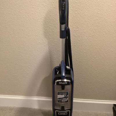 Shark Power Lift Away Vacuum 