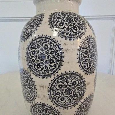 Black And White Ceramic Vase