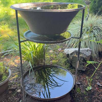 Two-tier Metal Garden Stand