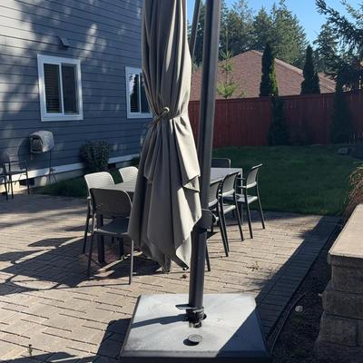 Cantilever Patio Umbrella