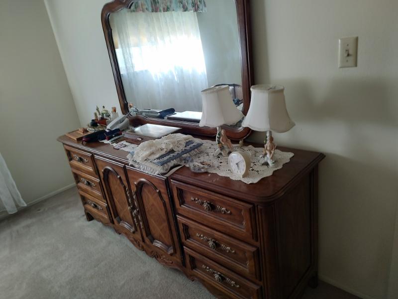 Sale Photo Thumbnail #23