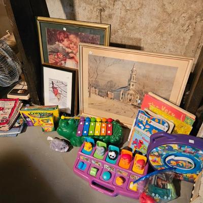 Vintage toys n prints